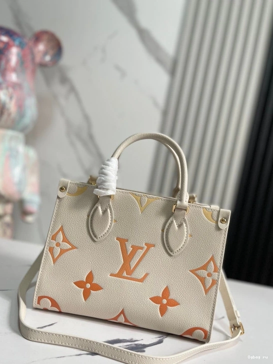 LOUIS VUITTON PM ONTHEGO 0823